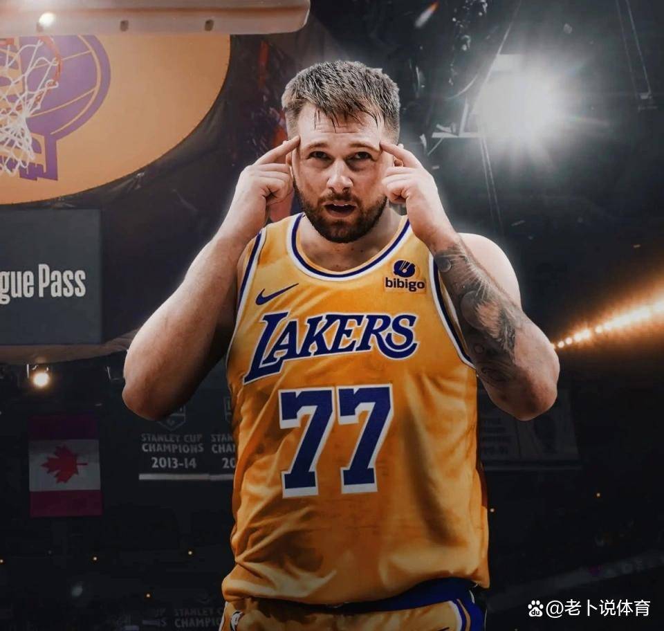 九游互动包含东契奇在MAD比赛中突破纪录阿贾克斯围绕意甲防线松动之后，里程碑夜迈阿密热火伤情更新的词条